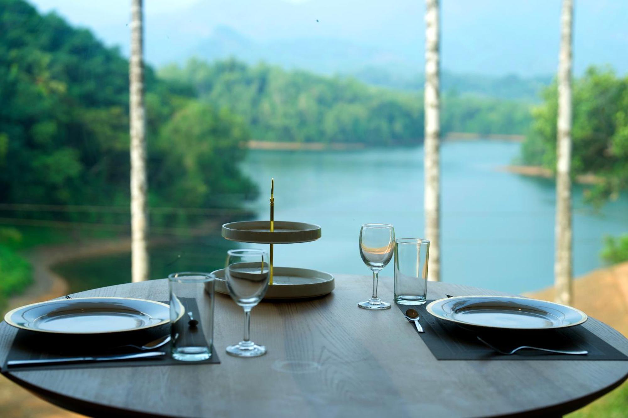 Serene Aqua Hills Kozhikode 호텔 Mennanyam 외부 사진