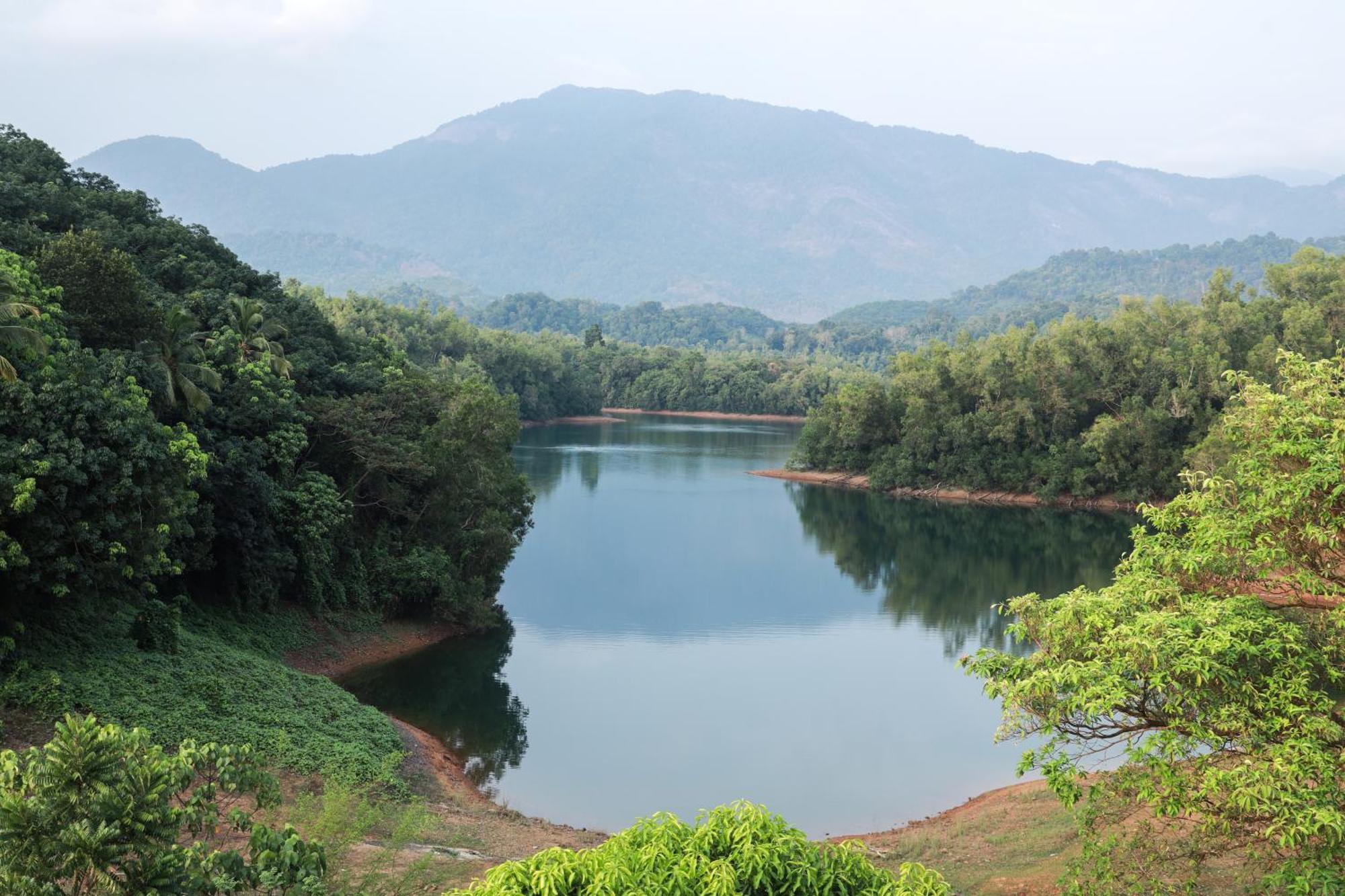 Serene Aqua Hills Kozhikode 호텔 Mennanyam 외부 사진